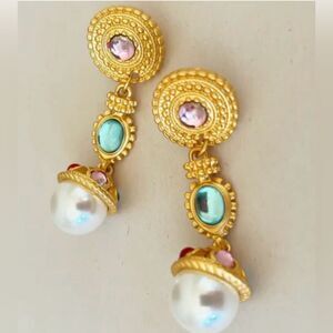 Vintage style drop earrings A289